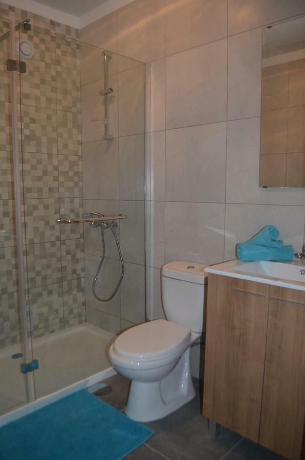 Modern And Cozy Apartment Вила-Нова-ди-Гая Экстерьер фото